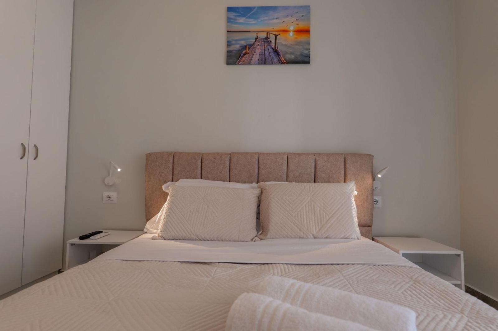 Esel Apartments Sarandë Eksteriør bilde