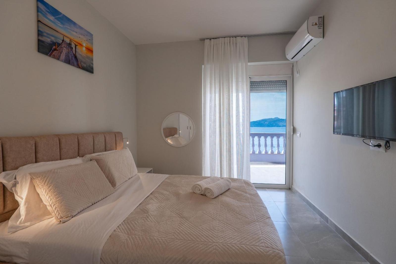 Esel Apartments Sarandë Eksteriør bilde