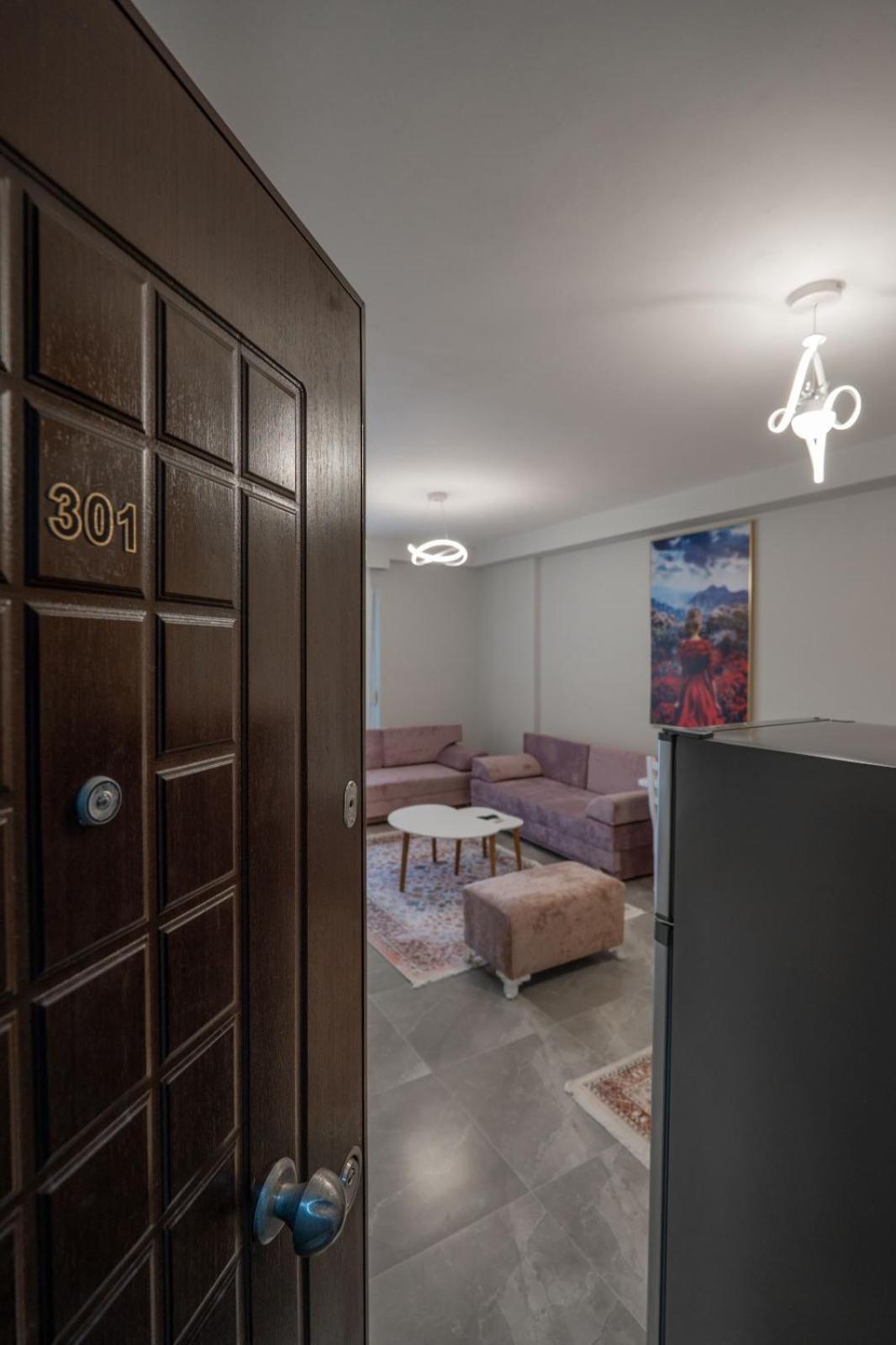 Esel Apartments Sarandë Eksteriør bilde