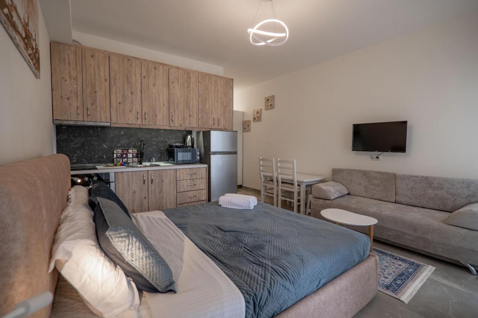 Esel Apartments Sarandë Eksteriør bilde