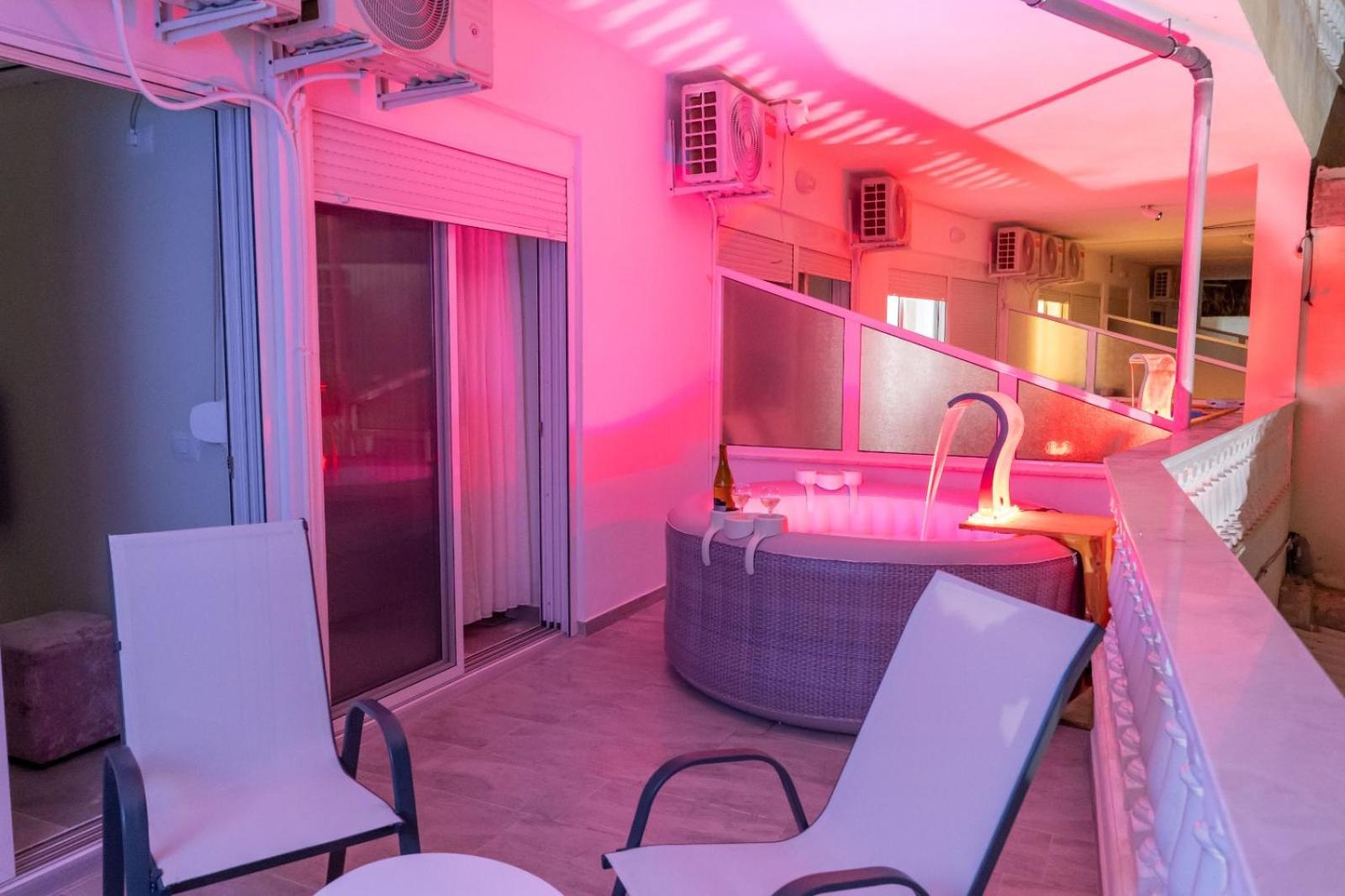 Esel Apartments Sarandë Eksteriør bilde