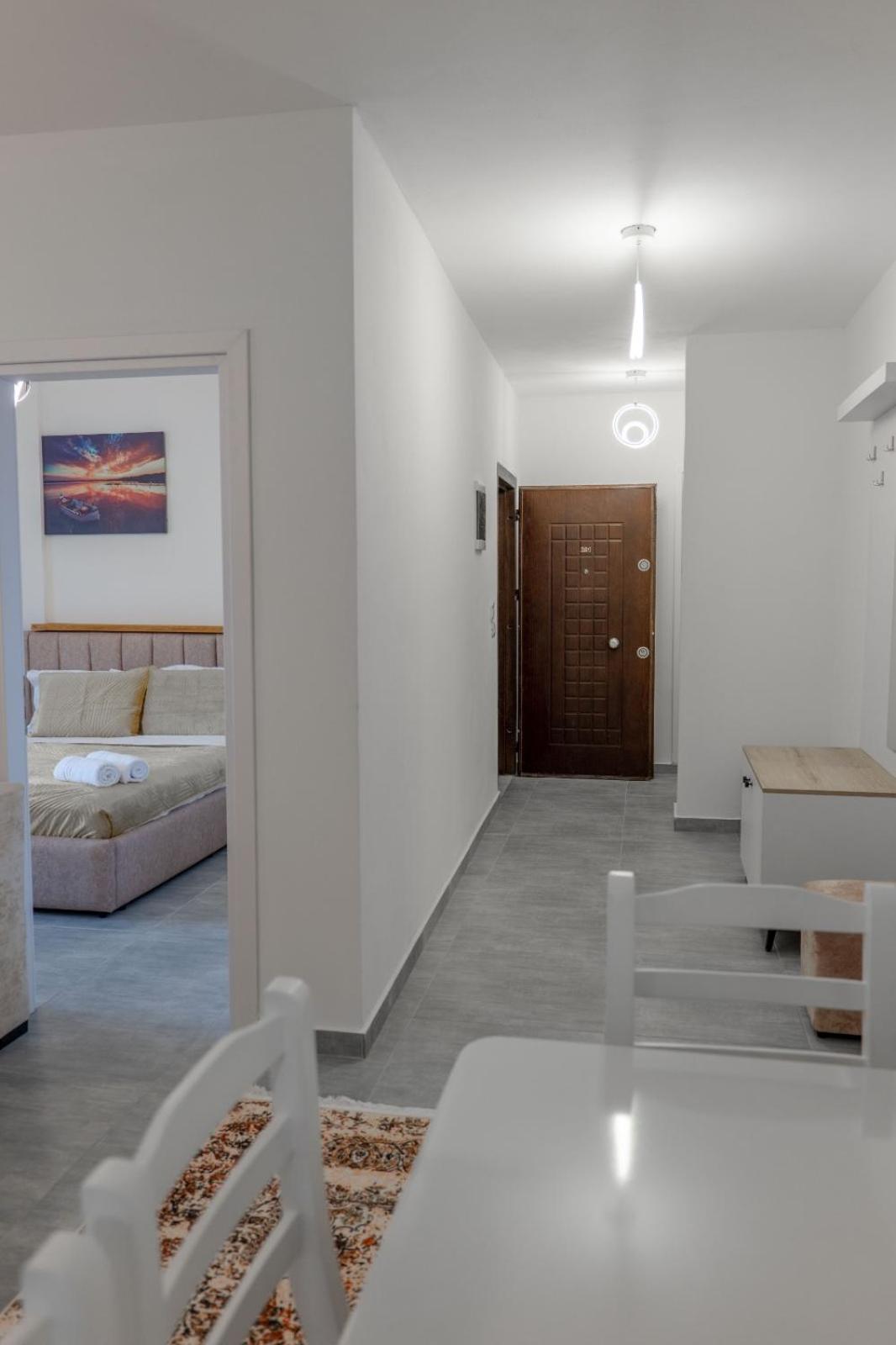 Esel Apartments Sarandë Eksteriør bilde